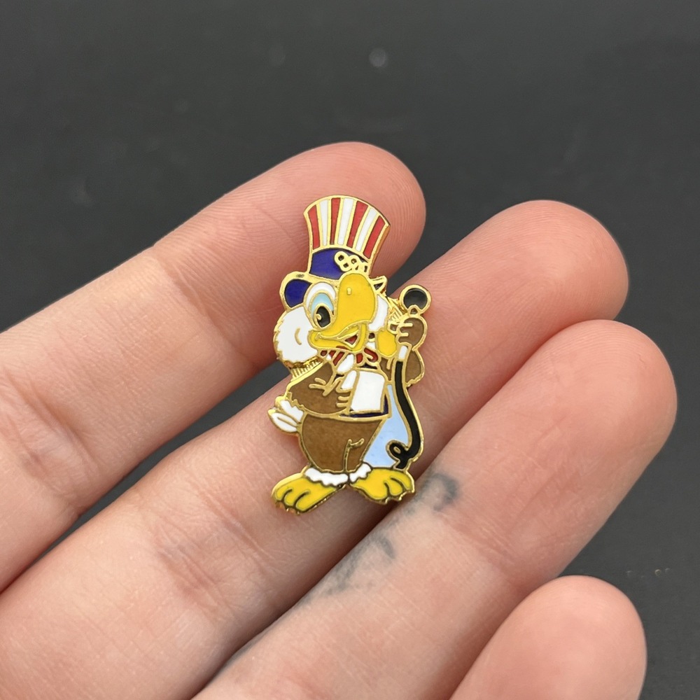 1984 Los Angeles Olympics Sam The Eagle Emcee Announcer Lapel Hat Pin